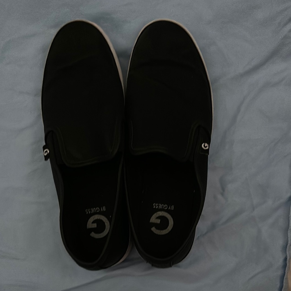 G by Guess women’s Black Loafers